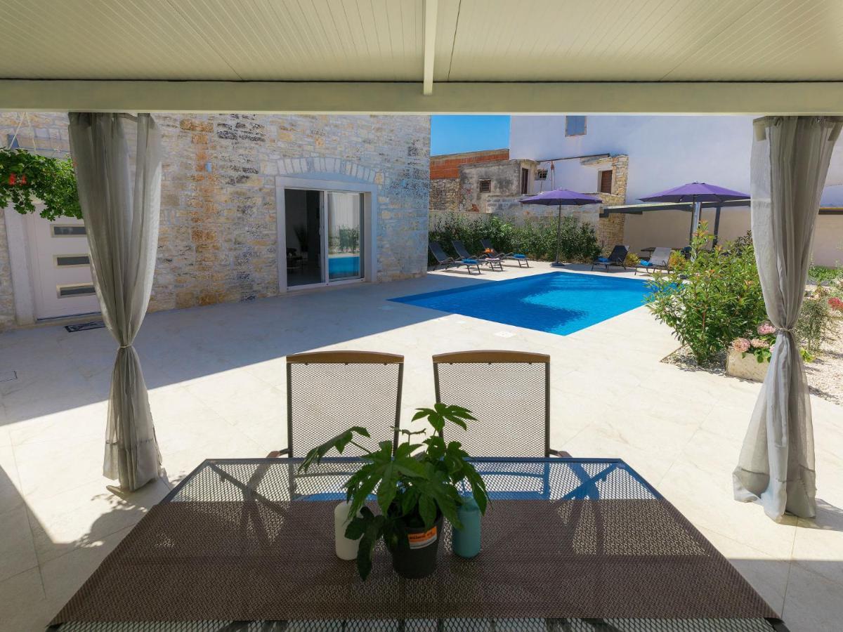 Holiday Home Villa Karmen - Roj454 By Interhome Sveti Petar u Sumi Εξωτερικό φωτογραφία
